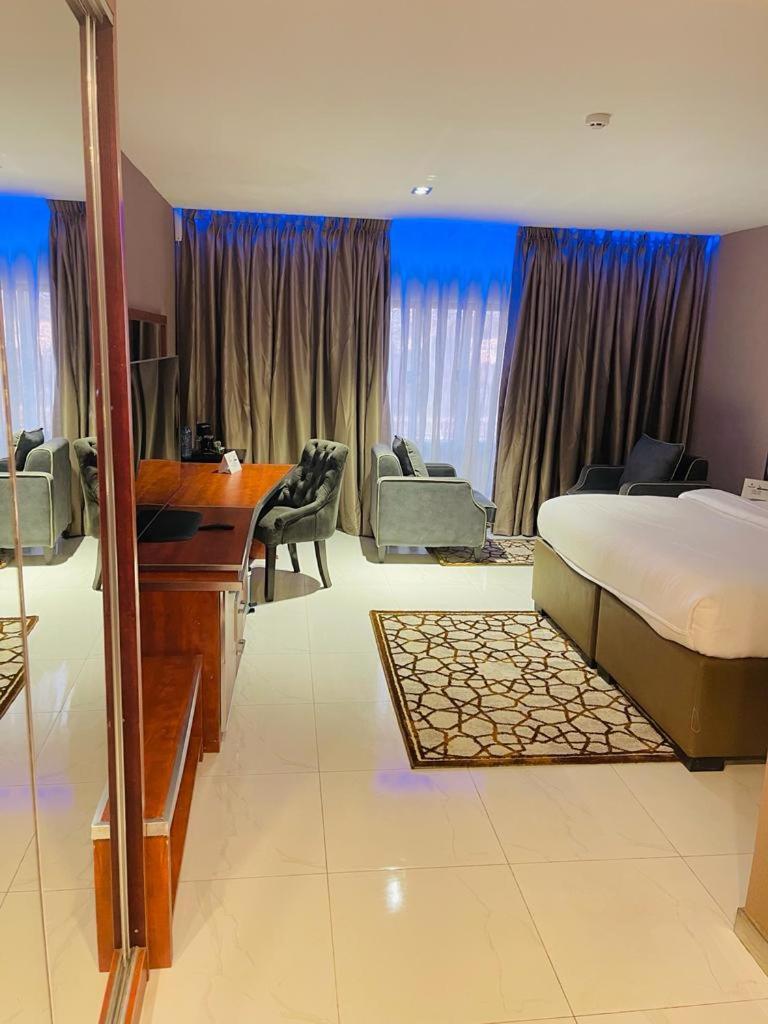 Boulevard Owerri Hotel Exteriér fotografie
